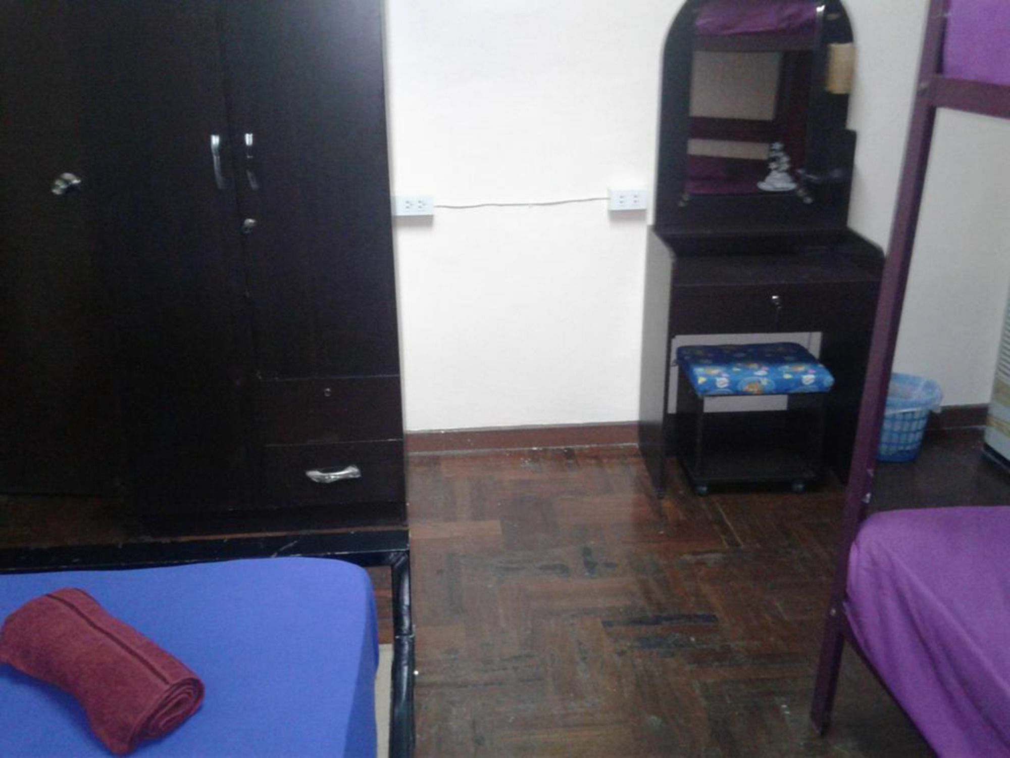 Yaya Guesthouse Бангкок Экстерьер фото